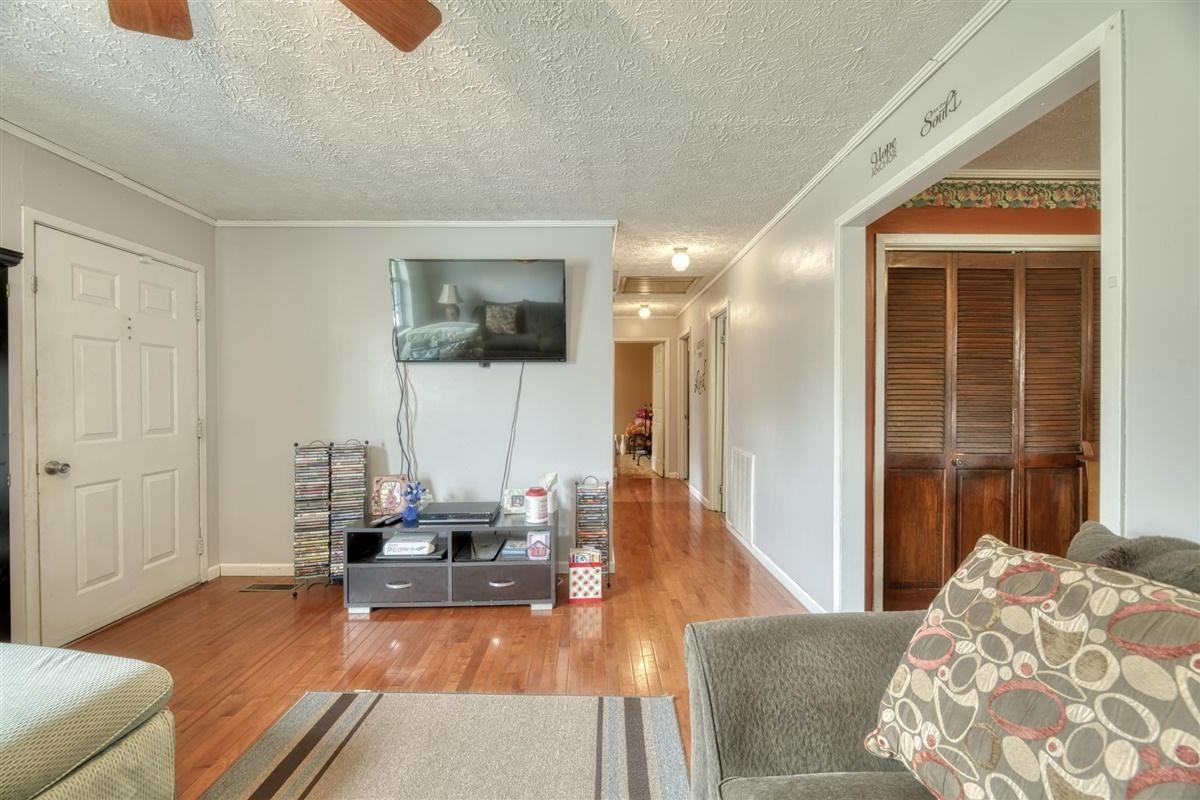 207 Guthrie Road Athens, TN 37303 - Photo 7 of 25 Gallery Image 7