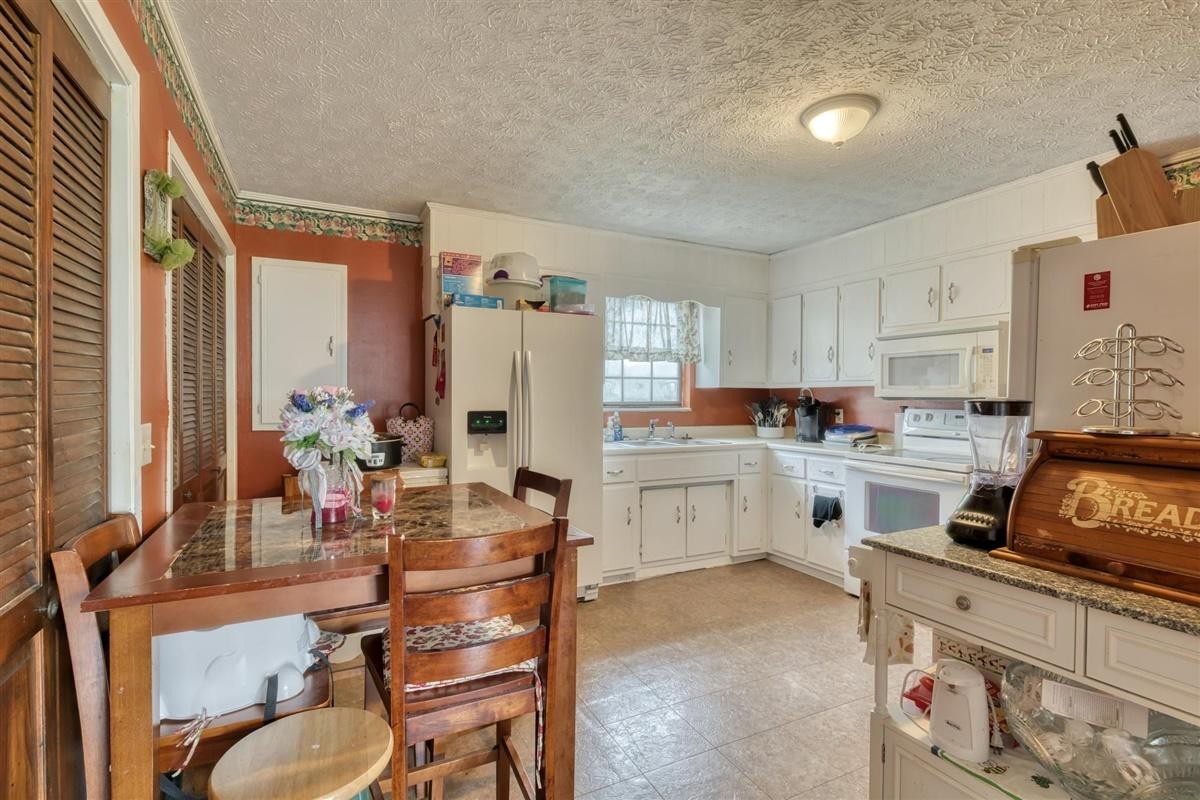 207 Guthrie Road Athens, TN 37303 - Photo 8 of 25 Gallery Image 8