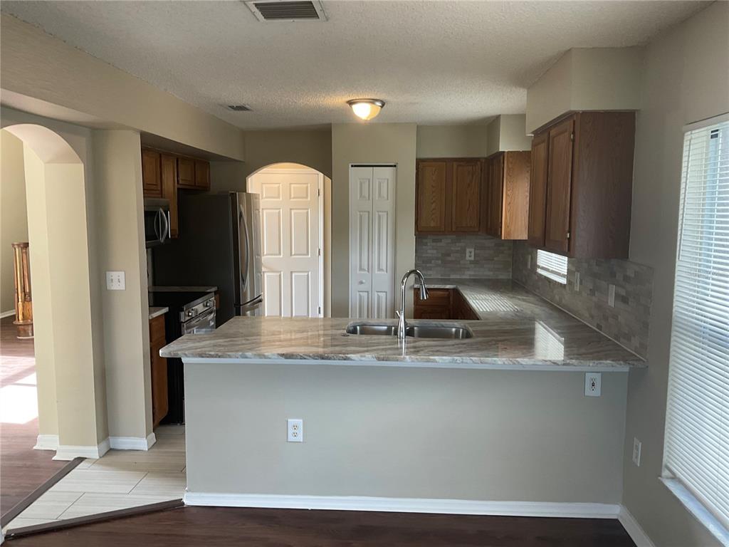 13120 Fennway Ridge Drive Riverview, FL 33579 - Photo 6 of 21