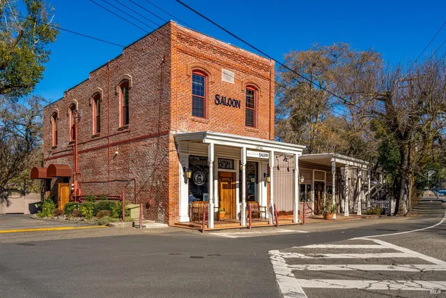 $1,695,000 | 1030 Yell Road, Glen Ellen, CA 95442