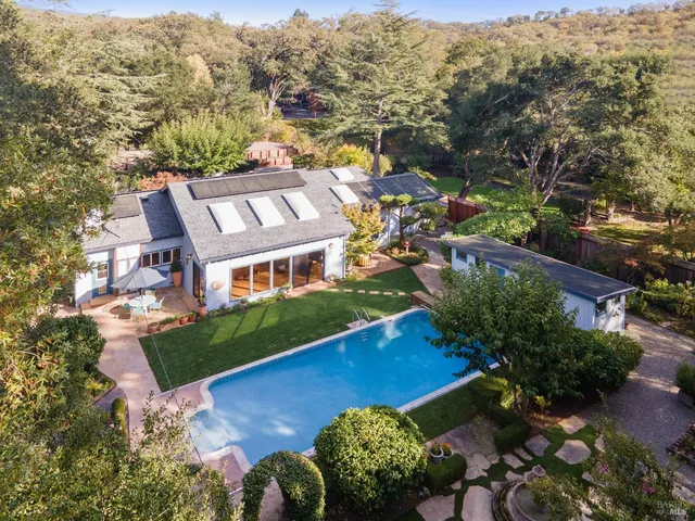 $1,695,000 | 1030 Yell Road, Glen Ellen, CA 95442