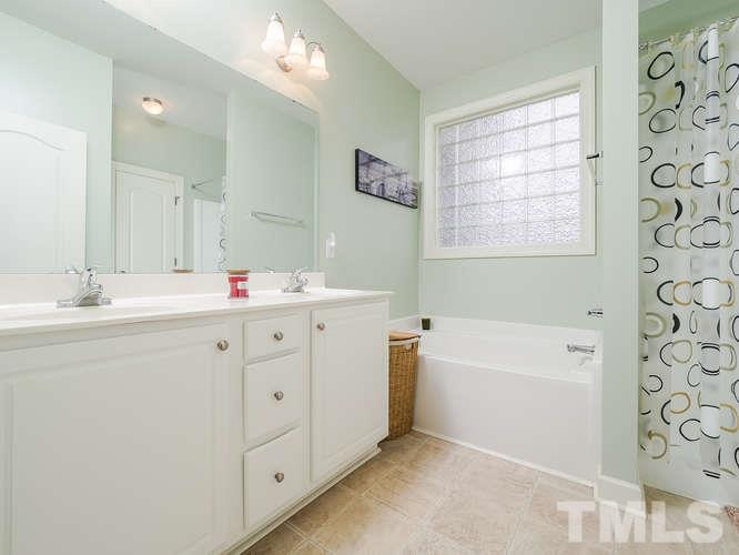8805 Oregon Inlet Court Raleigh, NC 27603 - Photo 13 of 25 Gallery Image 13
