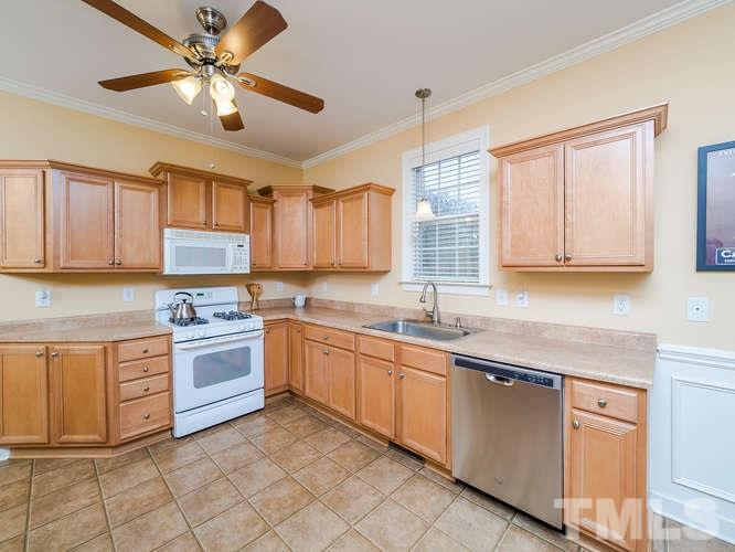 8805 Oregon Inlet Court Raleigh, NC 27603 - Photo 8 of 25 Gallery Image 8