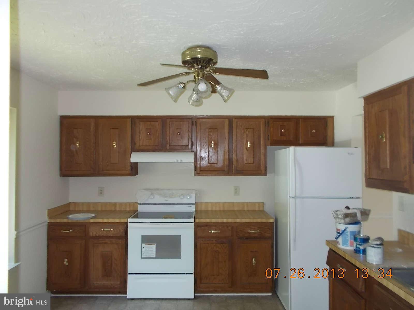 8906 Centerway Road Gaithersburg, MD 20879 - Photo 4 of 19 Kitchen