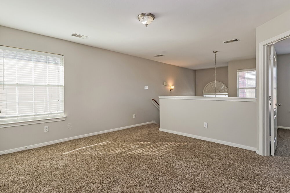 9831 West Jennifer Way Houston, TX 77075 - Photo 9 of 17