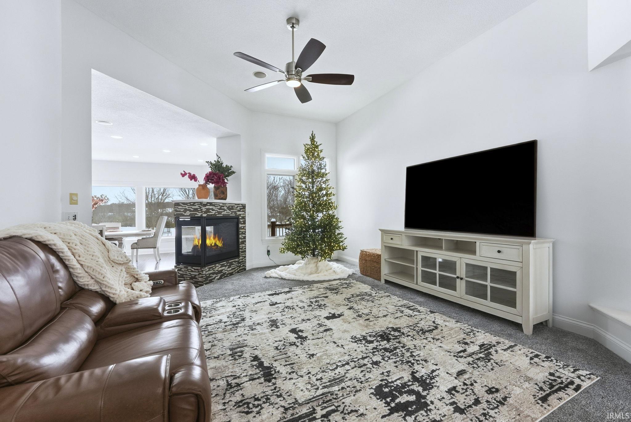 17921 Lochner Road Leo, IN 46765 - Photo 4 of 36