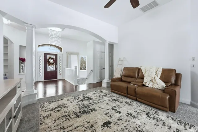 $999,900 | 17921 Lochner Road, Leo, IN 46765