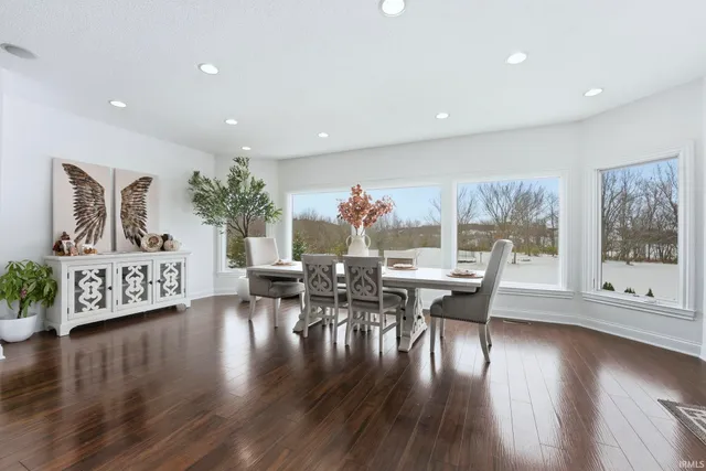 $999,900 | 17921 Lochner Road, Leo, IN 46765