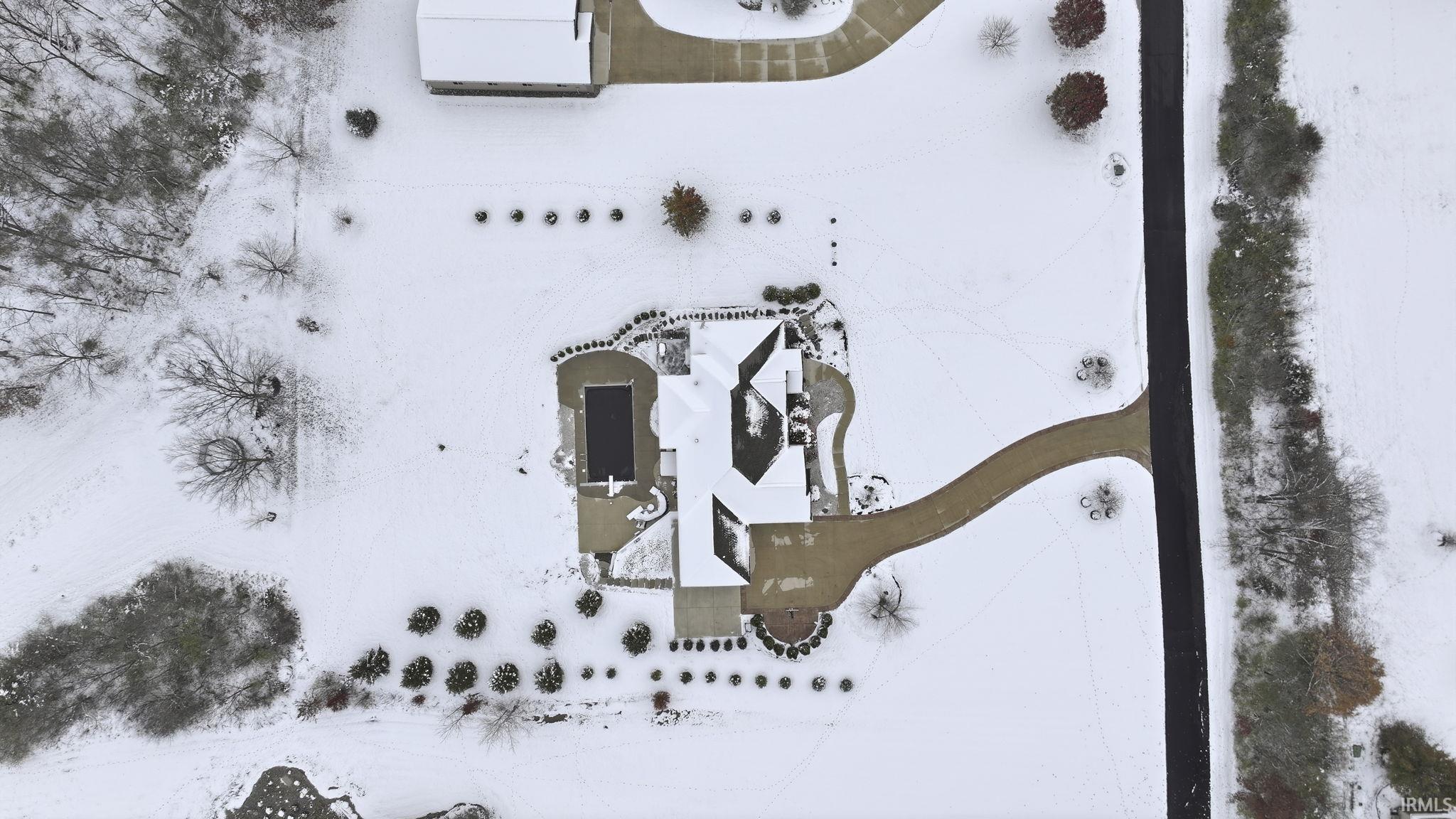 17921 Lochner Road Leo, IN 46765 - Photo 9 of 36