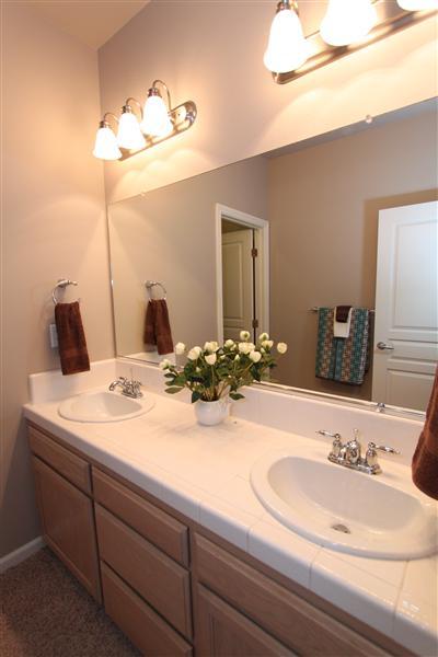 2380 East Duff Avenue Reedley, CA 93654 - Photo 14 of 20 Gallery Image 14