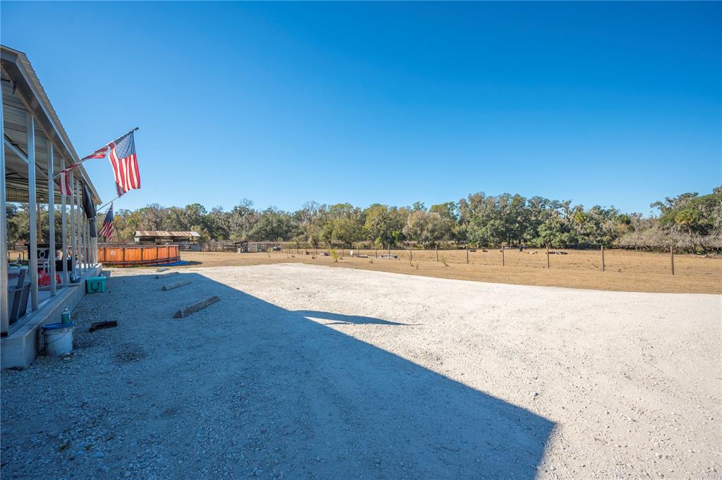 6531 Durant Road Plant City, FL 33567 - Photo 4 of 60