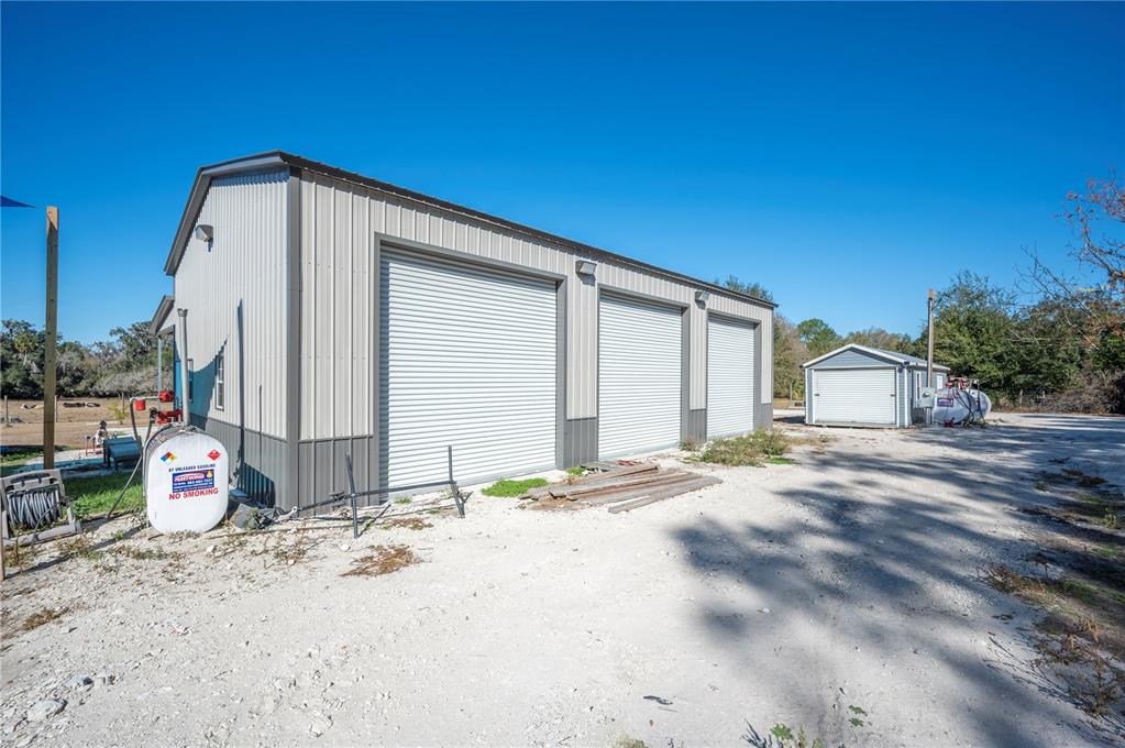 6531 Durant Road Plant City, FL 33567 - Photo 9 of 60