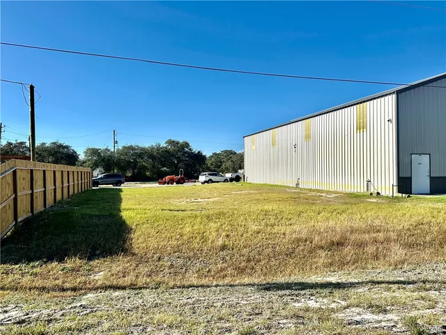 $49,900 | 829 South Terry Street, Rockport, TX 78382