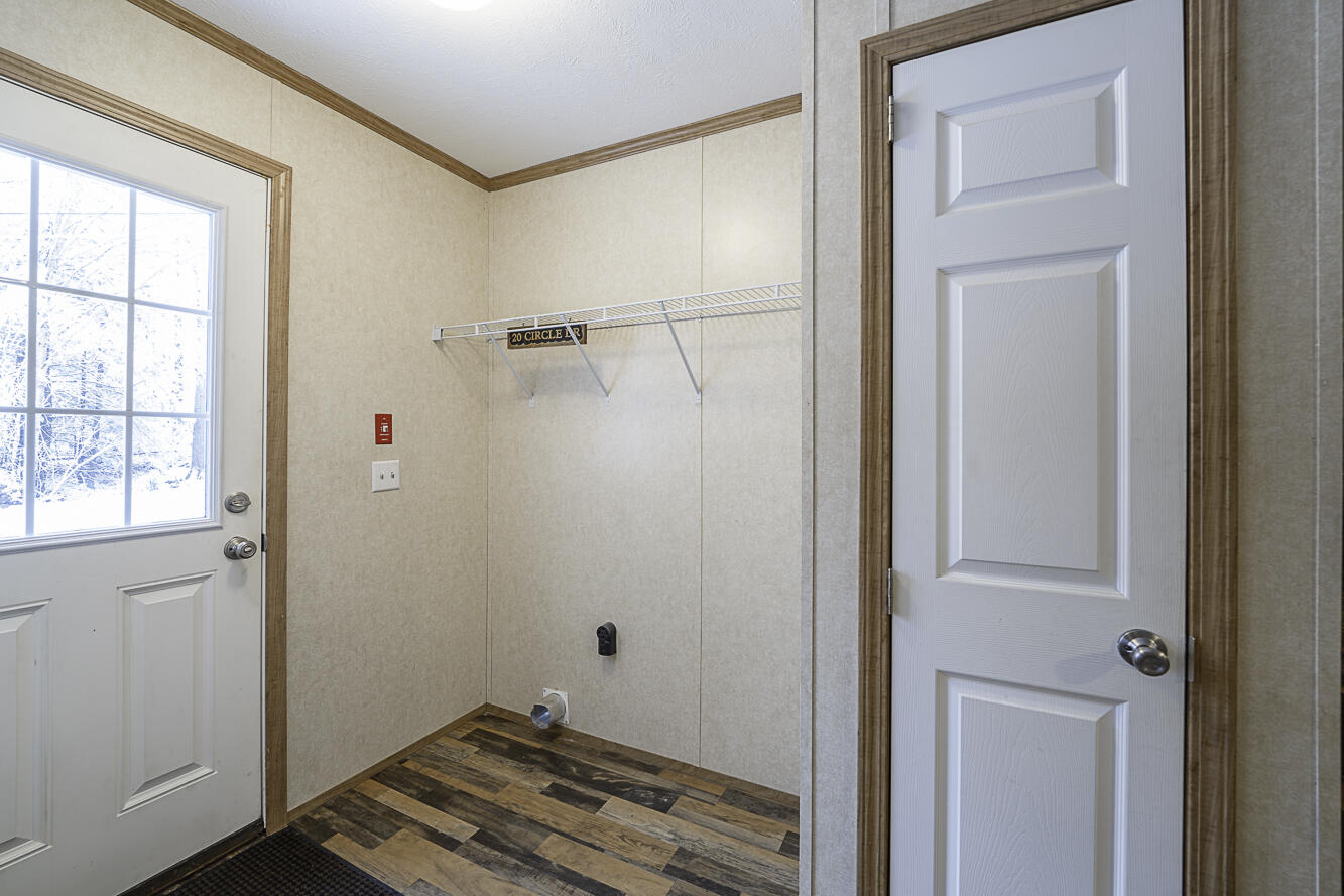 20 Circle Drive Freeport, ME 04032 - Photo 6 of 27 20 Circle dr-44