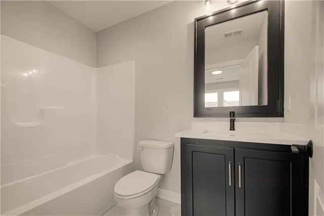 $787,930 | 17163 South Laurelwood Street, Olathe, KS 66062