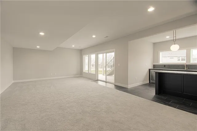 $787,930 | 17163 South Laurelwood Street, Olathe, KS 66062