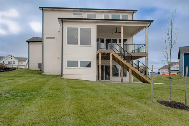 $787,930 | 17163 South Laurelwood Street, Olathe, KS 66062