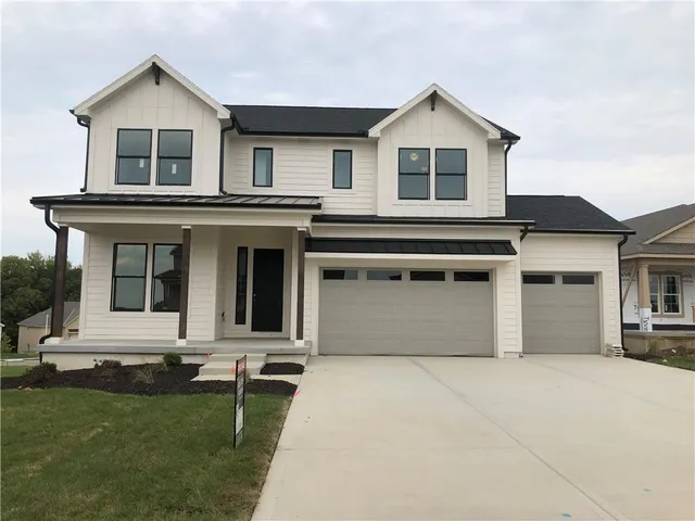 $787,930 | 17163 South Laurelwood Street, Olathe, KS 66062