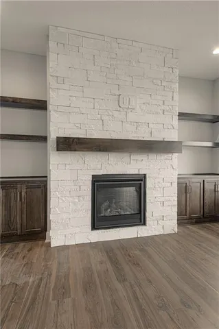 $787,930 | 17163 South Laurelwood Street, Olathe, KS 66062