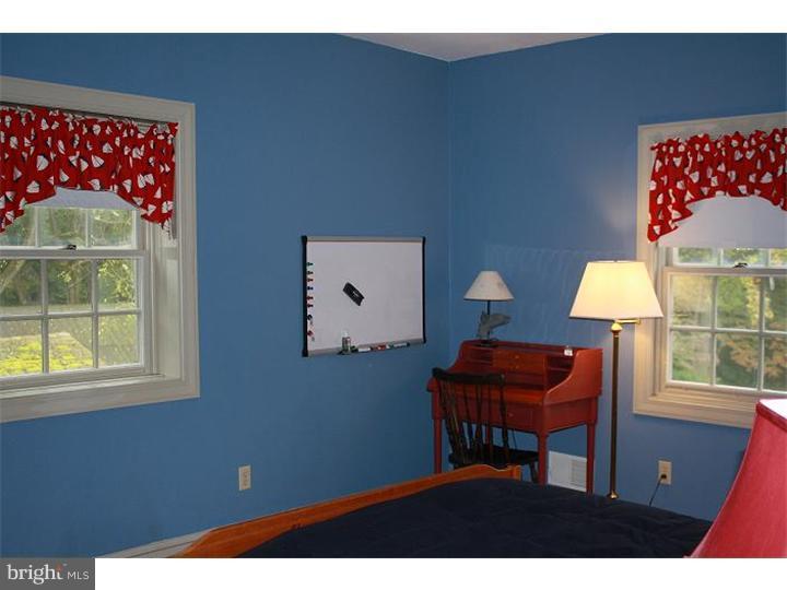 364 East Hillendale Road Kennett Square, PA 19348 - Photo 13 of 17 a living room with furniture and a window