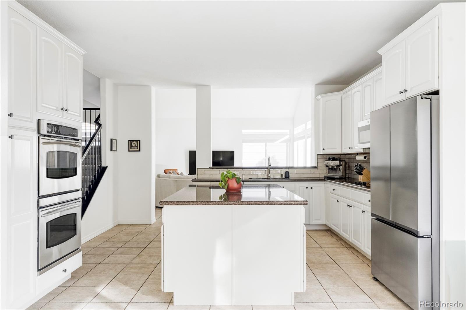 6670 Violet Way Arvada, CO 80007 - Photo 12 of 37