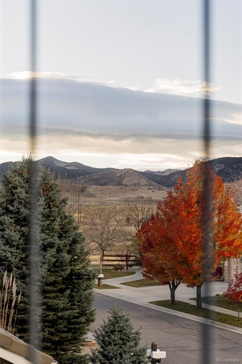 6670 Violet Way Arvada, CO 80007 - Photo 17 of 37