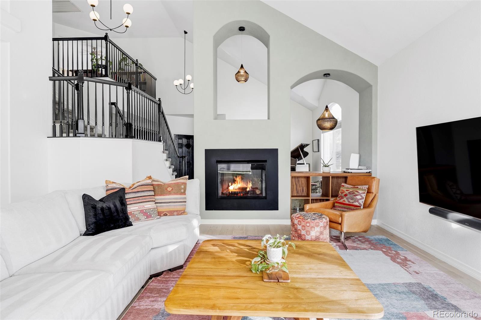 6670 Violet Way Arvada, CO 80007 - Photo 3 of 37