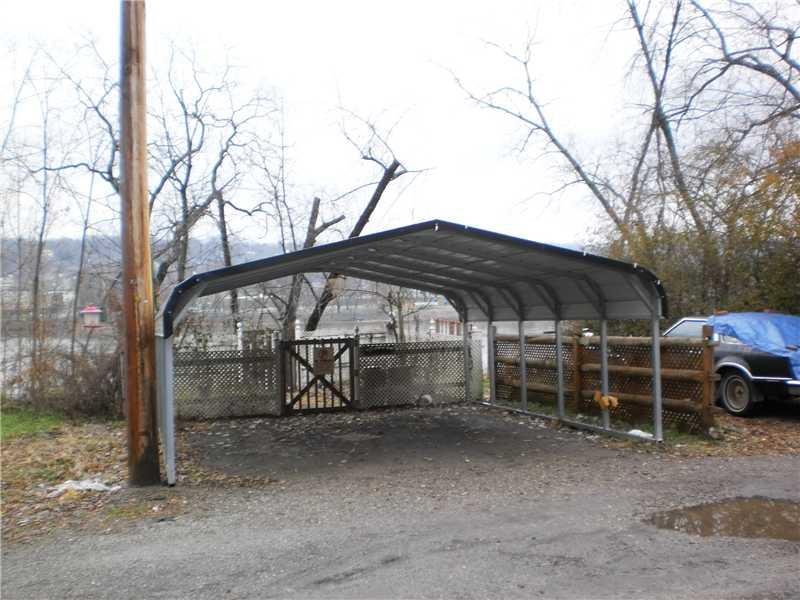 2250 Freeport Road Pittsburgh, PA 15238 - Photo 11 of 11 Parking Lot/Garage.