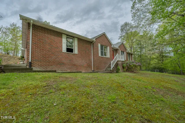 $335,000 | 9734 Palmetto Road, Wise, VA 24293