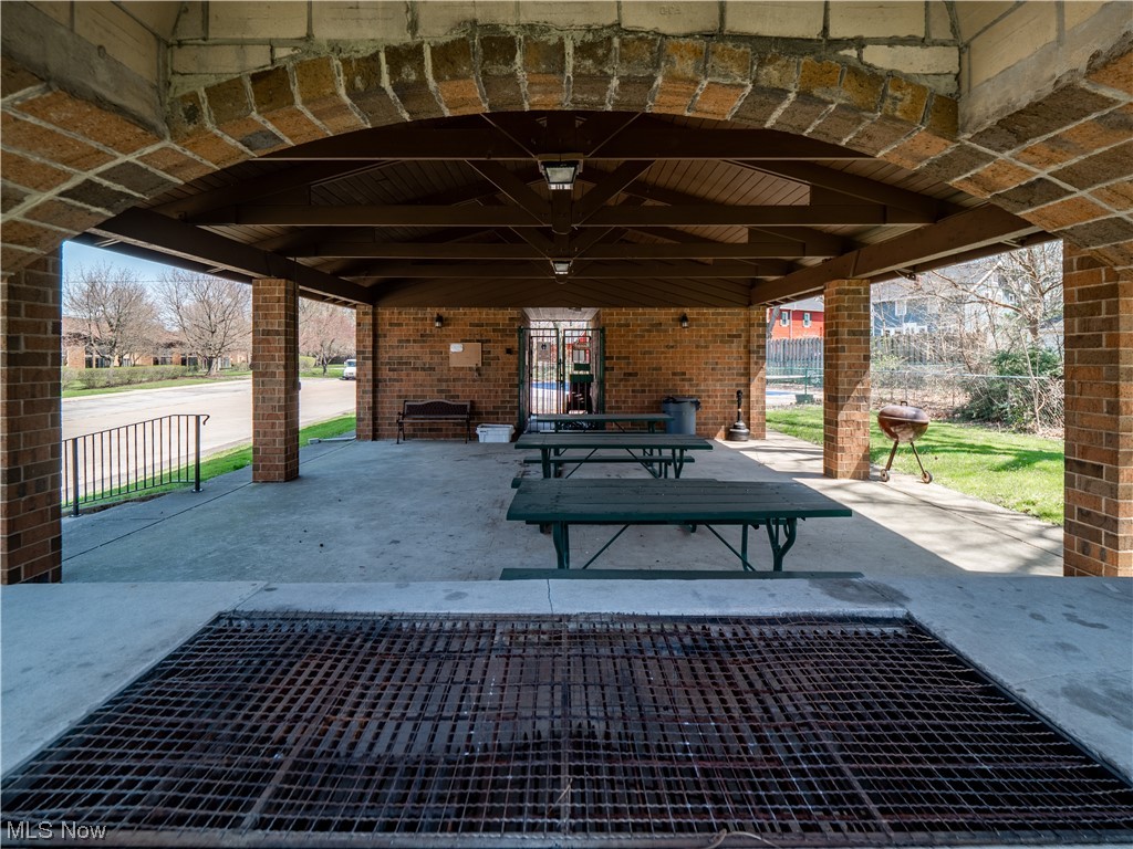 22946 Mastick Road, Unit 101 Cleveland, OH 44126 - Photo 30 of 34