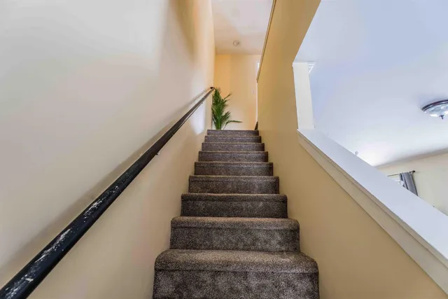 $300,000 | 1 Matthew Street, Unit 6, Concord, NH 03301