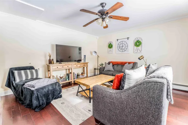 $300,000 | 1 Matthew Street, Unit 6, Concord, NH 03301