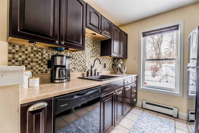 $300,000 | 1 Matthew Street, Unit 6, Concord, NH 03301