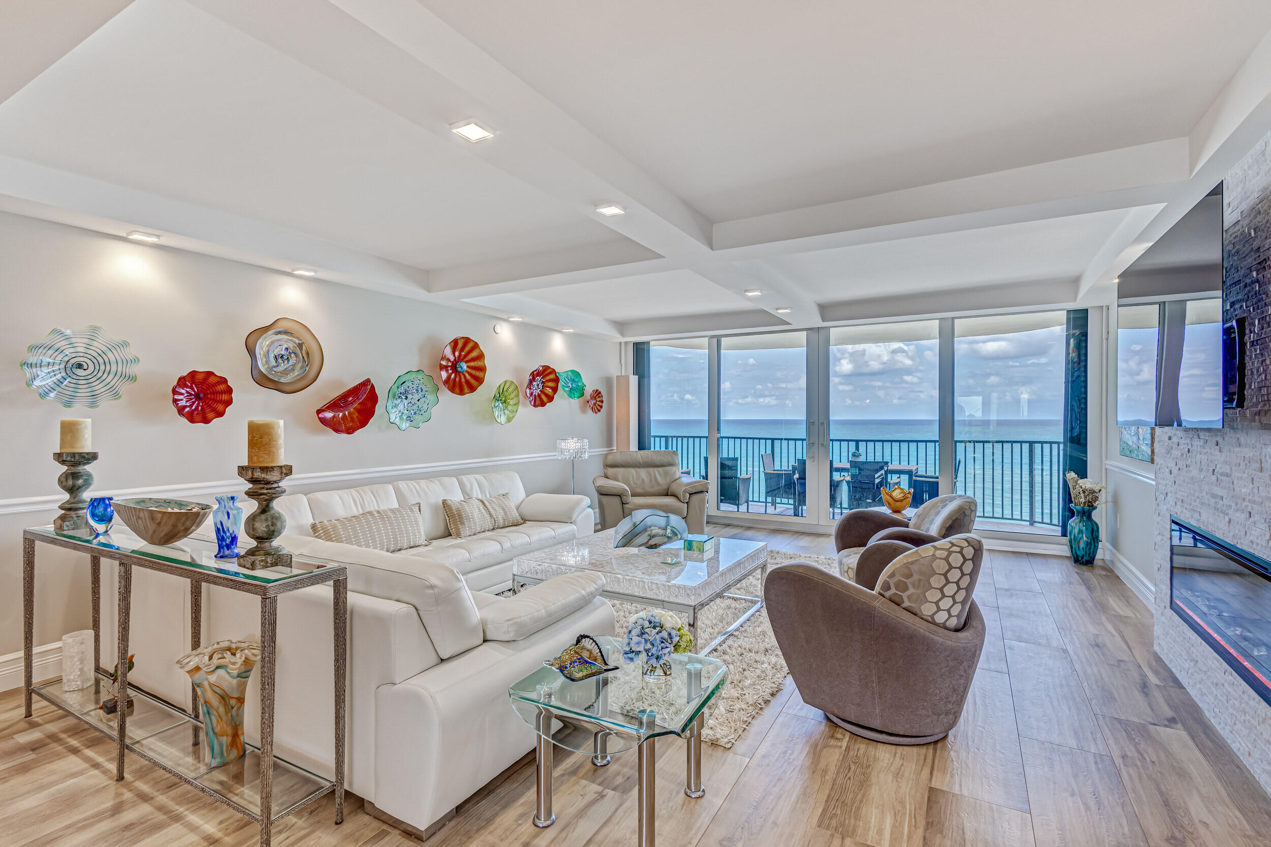 400 South Beach Road, Unit 702 Tequesta, FL 33469 - Photo 15 of 62 Living Room