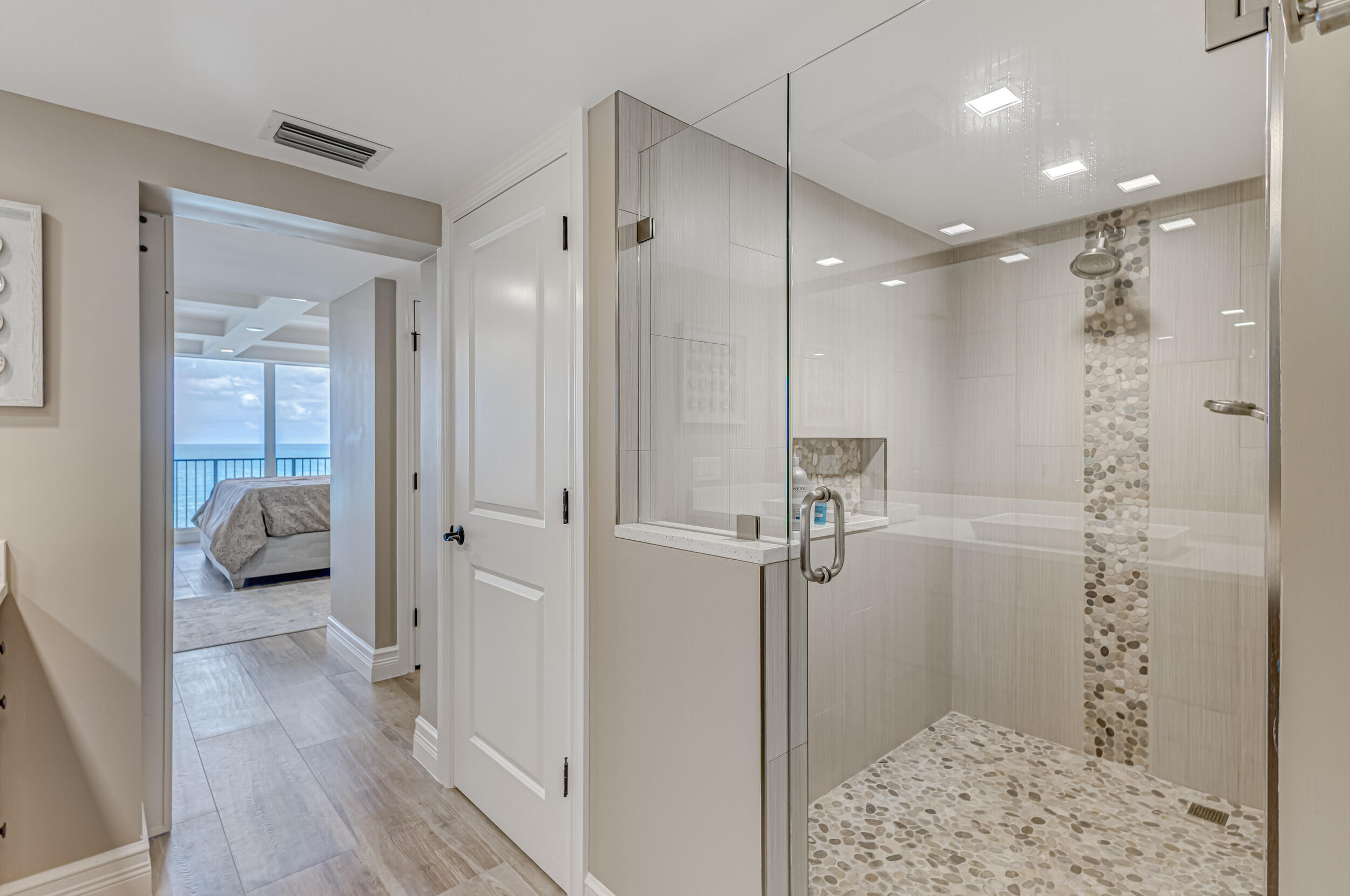 400 South Beach Road, Unit 702 Tequesta, FL 33469 - Photo 24 of 62 Master Shower