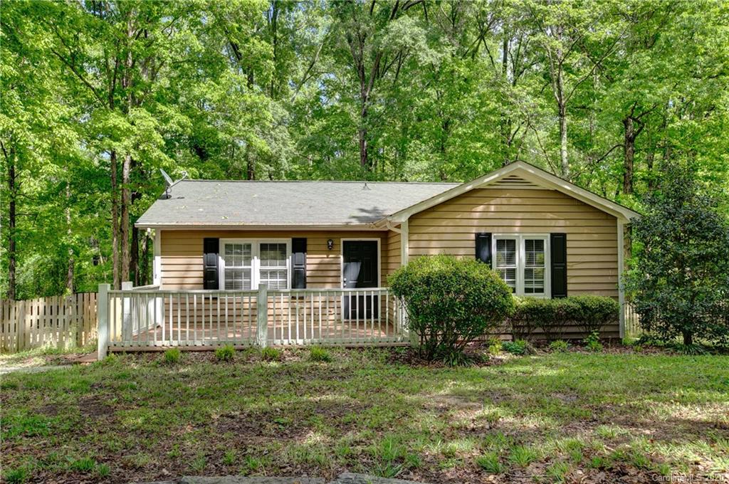 5917 Senconee Road Matthews, NC 28104 - Photo 1 of 20 Gallery Image 1