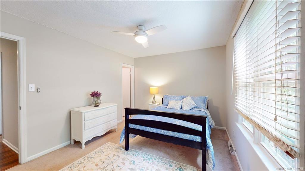 5917 Senconee Road Matthews, NC 28104 - Photo 4 of 20 Gallery Image 4