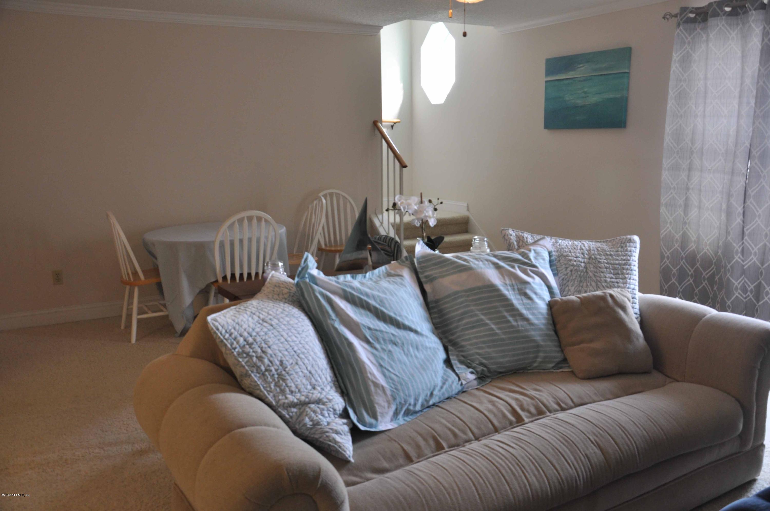 1018 1st Street South Jacksonville Beach, FL 32250 - Photo 8 of 26 DSC_0539