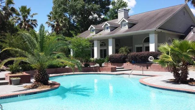 $219,900 | 700 Daniel Ellis Drive, Unit 12305, Charleston, SC 29412