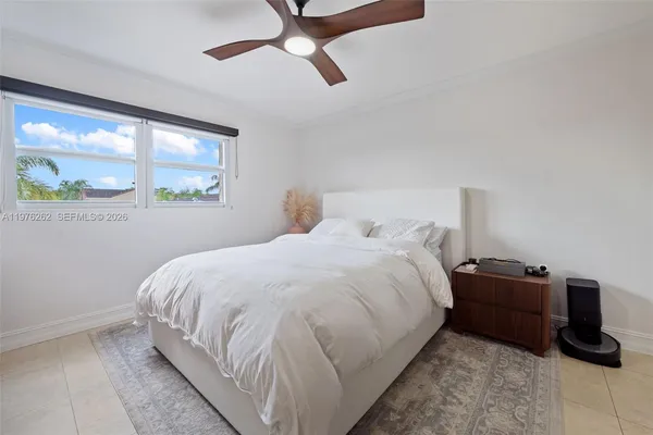 $3,400 | 6523 Northwest 170th Lane, Hialeah, FL 33015