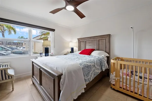 $3,400 | 6523 Northwest 170th Lane, Hialeah, FL 33015