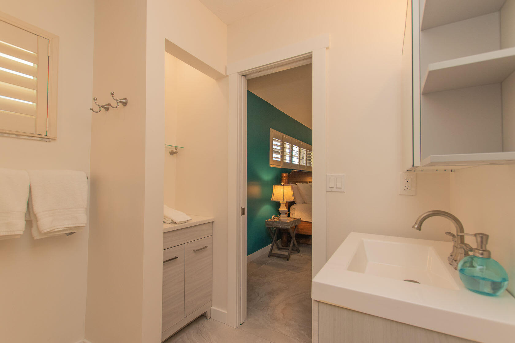 440 9th Street Key Colony Beach, FL 33051 - Photo 16 of 45 Primary Bathroom
