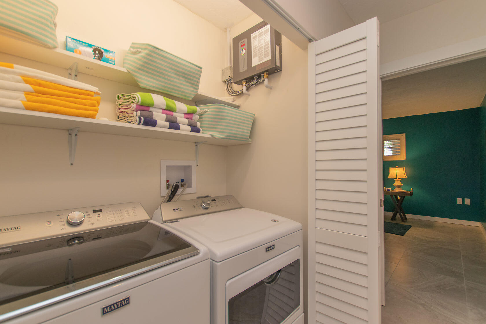440 9th Street Key Colony Beach, FL 33051 - Photo 26 of 45 Laundry