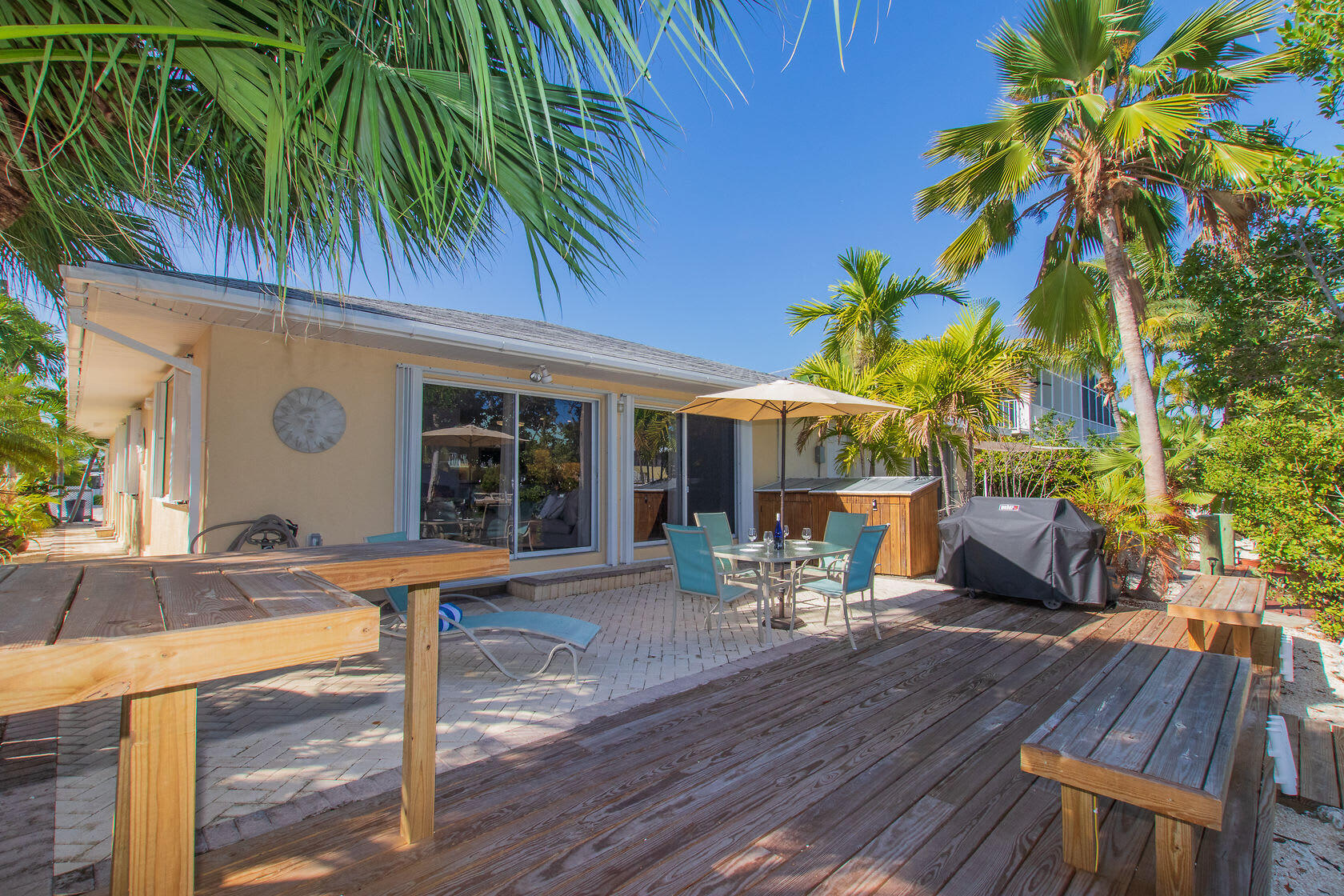 440 9th Street Key Colony Beach, FL 33051 - Photo 28 of 45 Roomy Patio