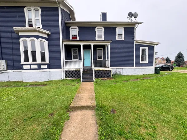 $1,800 | 86 North 4th Street, Unit 3, Aurora, IL 60505