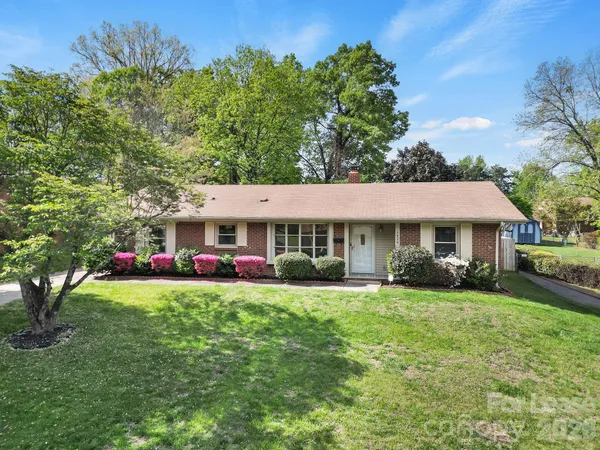 $2,499 | 1424 Standish Place, Charlotte, NC 28216