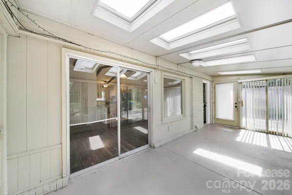 $2,499 | 1424 Standish Place, Charlotte, NC 28216