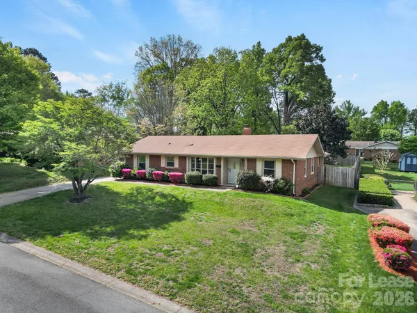 $2,499 | 1424 Standish Place, Charlotte, NC 28216