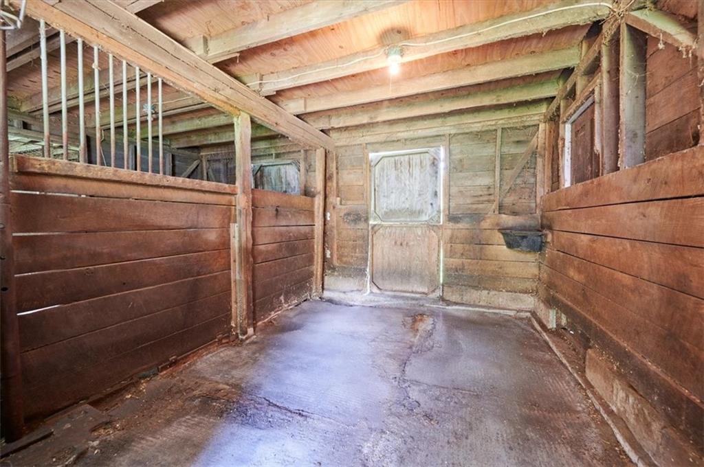 124 Hannahstown Road Butler, PA 16002 - Photo 40 of 45