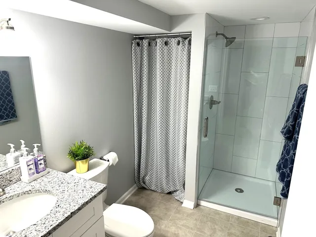 $2,499 | 423 South Westmore-Meyers Road, Unit A, Lombard, IL 60148